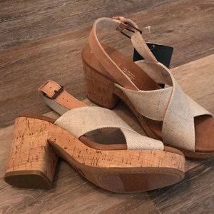 TOMS 👡 ABIZA sandals